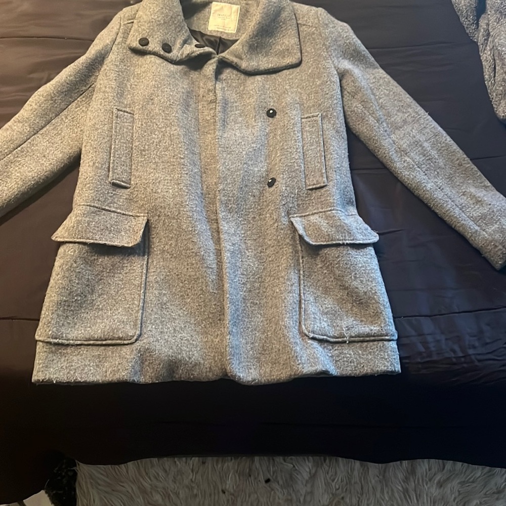 Gray zara peacoat.. Barely worn and still in great condition